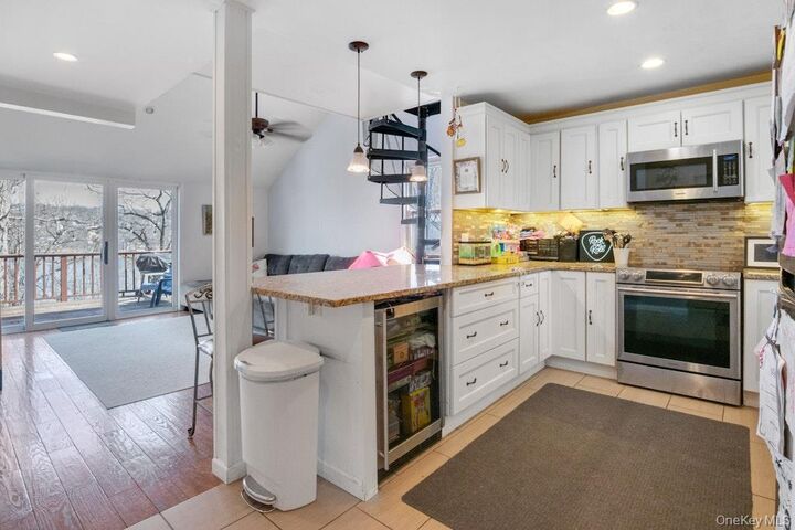 Property Photo:  24 Clarkson Road  NY 10512 