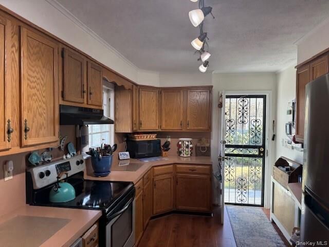 Property Photo: 154 Cedar Road E NY 11951