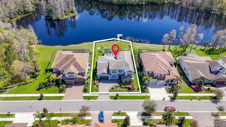 Property Photo: 18021 Woodland View Drive FL 33548