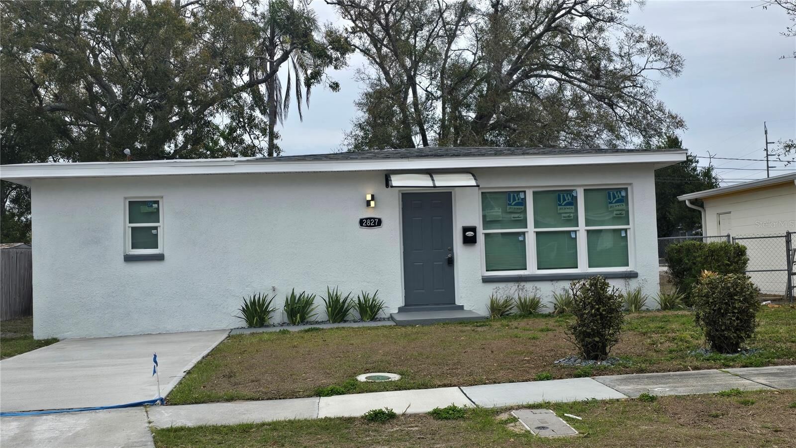 Property Photo: 2827 16th Avenue S FL 33712