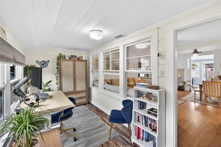 Property Photo: 1433 W Smith Street FL 32804