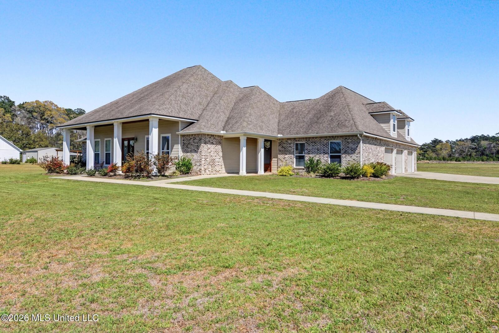 Property Photo:  19900 State Line Road  MS 39562 