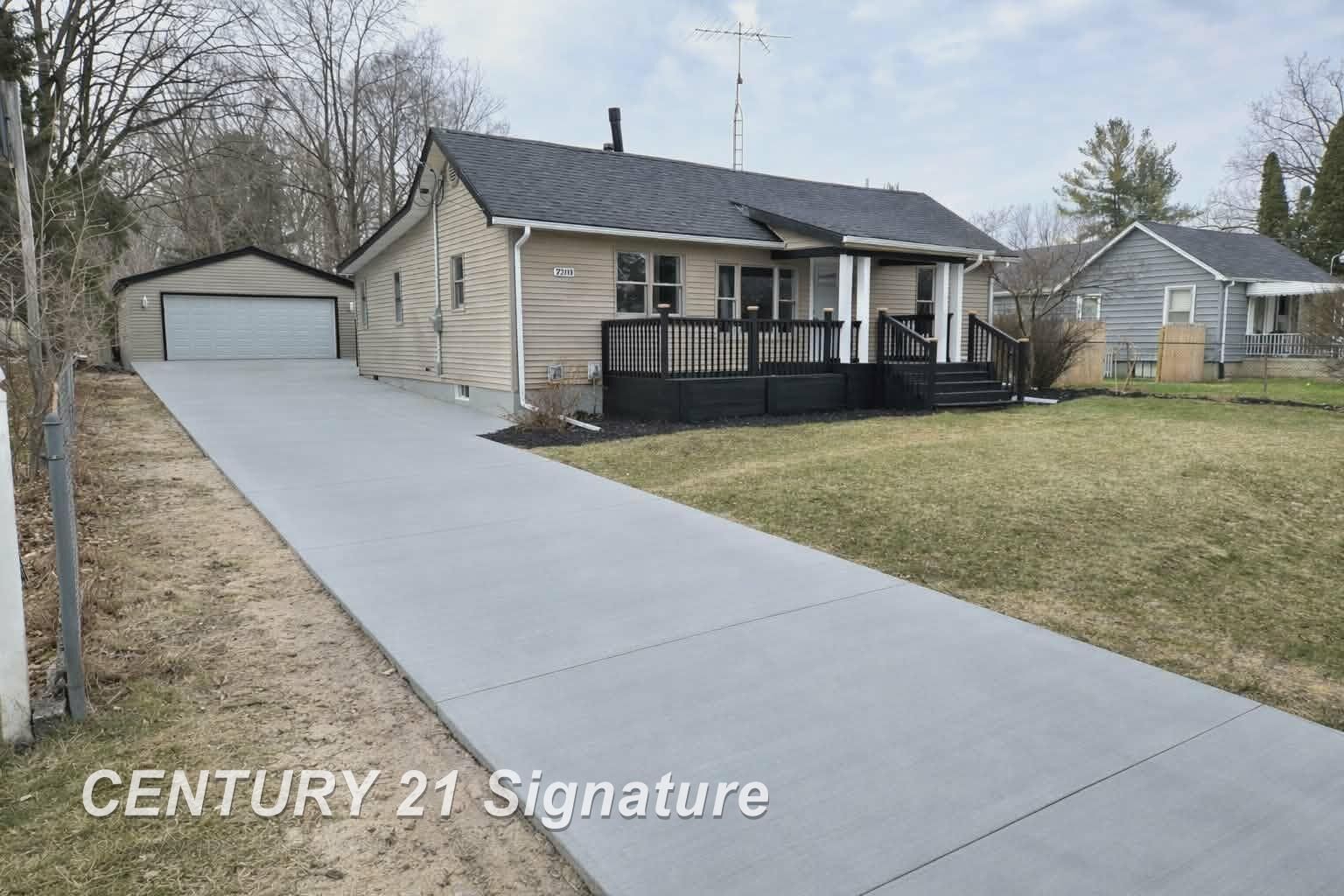 Property Photo: 7203 Rogers Street MI 48437-7707