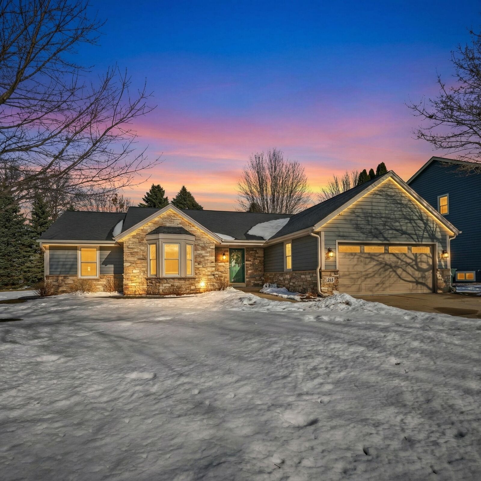 Property Photo:  213 Ryan Ct  WI 53095 