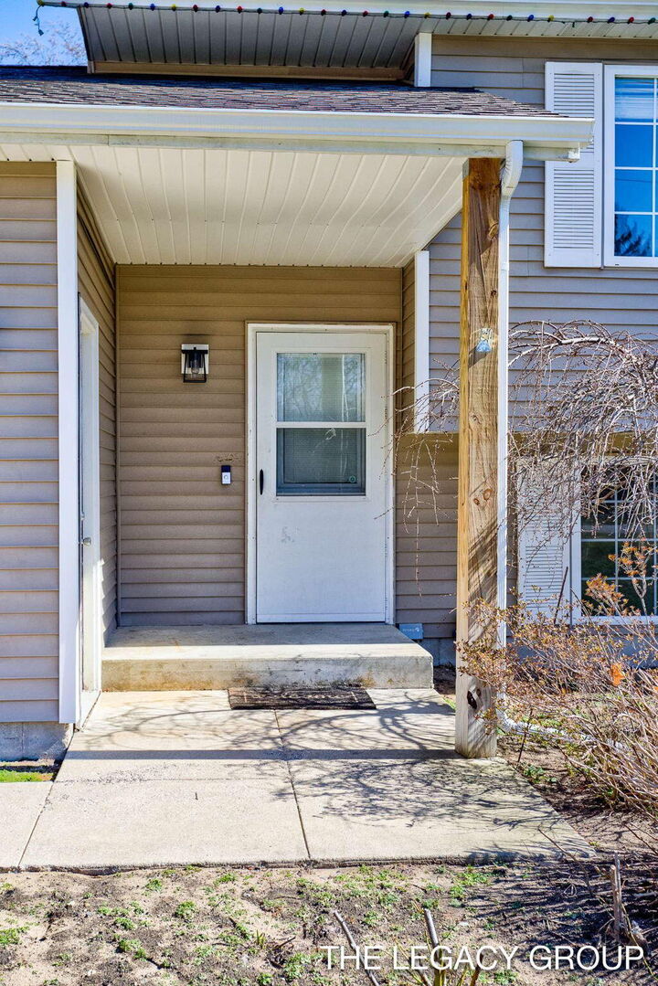 Property Photo: 651 S 160th Avenue MI 49423
