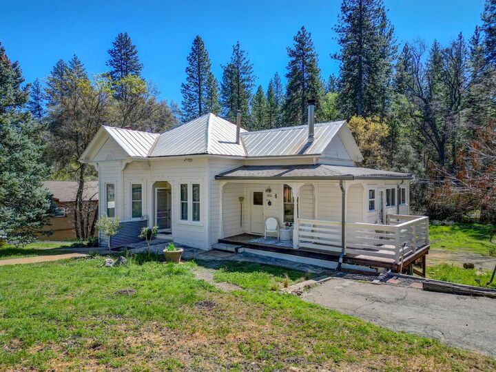 Property Photo:  18521 Main Street  CA 95321 