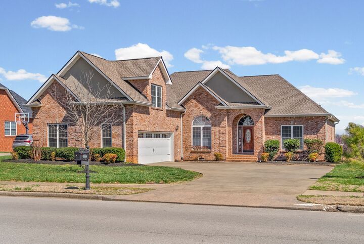 Property Photo:  2597 Stone Manor Way  TN 37043 