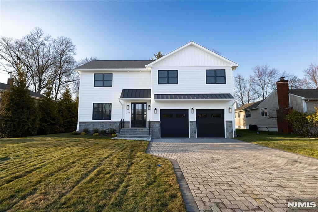 Property Photo:  274 Cornwall Road  NJ 07452 
