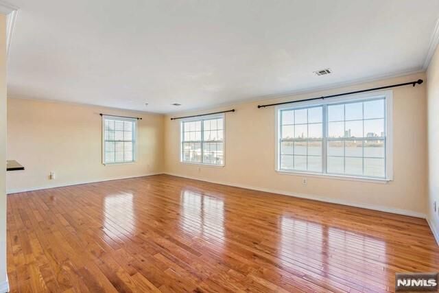 Property Photo:  32 Bergen Ridge Road 2  NJ 07047 