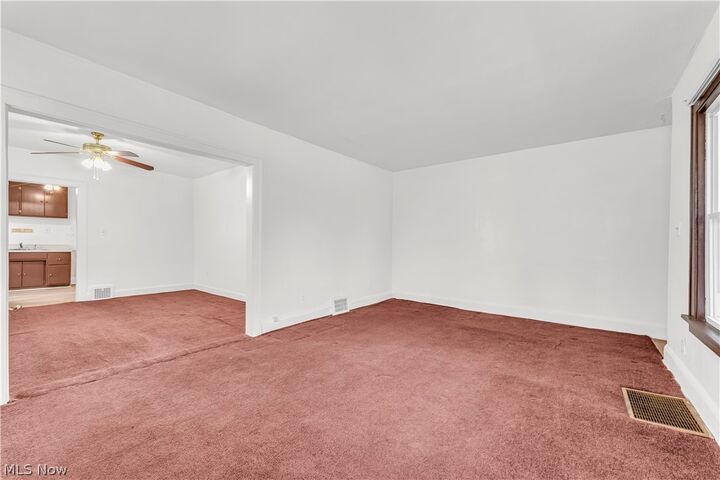 Property Photo: 1109 E 169th Street OH 44110