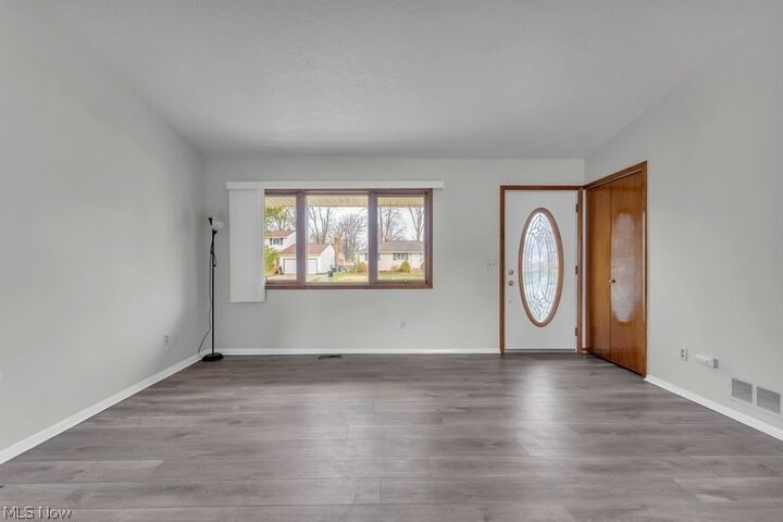 Property Photo: 462 Waterbury Drive OH 44095