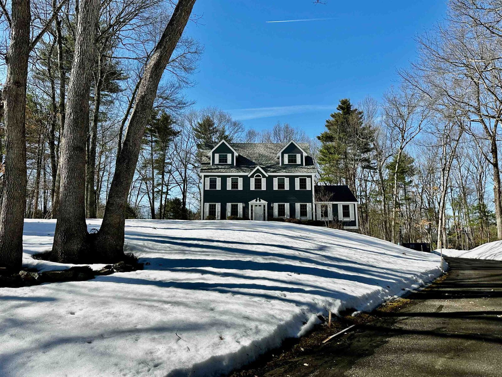 Property Photo:  28 Peaslee Court  NH 03841 