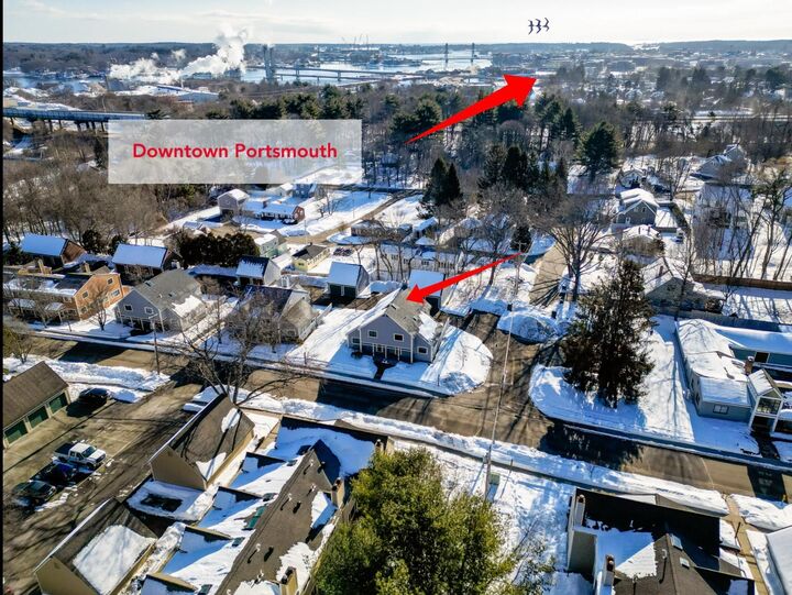 Property Photo:  82 Spinnaker Way  NH 03801 