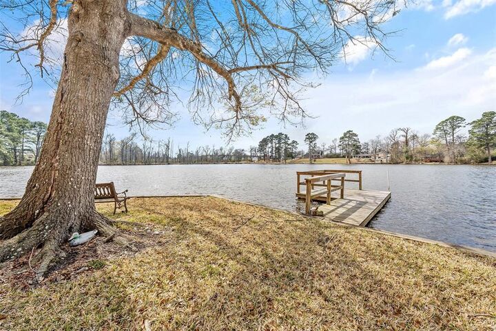 Property Photo: 10202 E Lakeshore Drive TX 75709