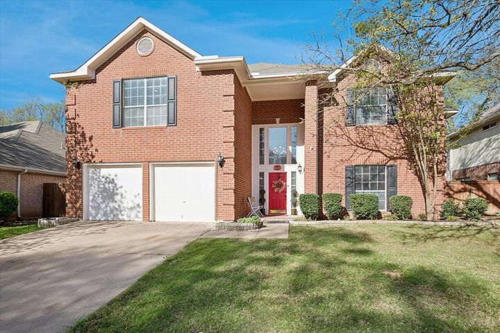 Property Photo: 6016 Red Fern Drive TX 76001