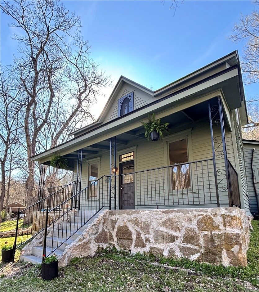 Property Photo:  331 Dairy Hollow Road  AR 72632 