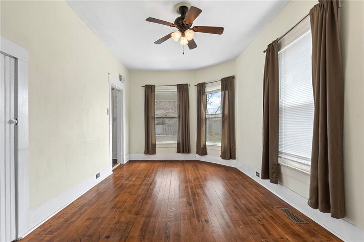 Property Photo:  414 N Spring Street  AR 72601 