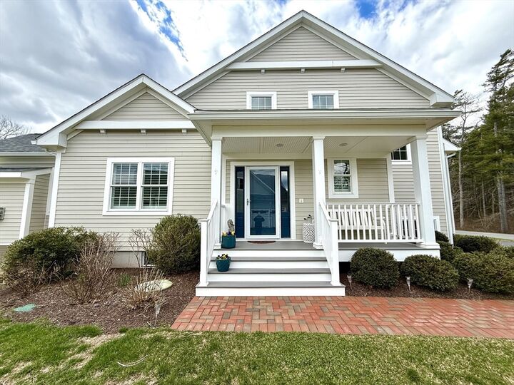 Property Photo:  20 Split Rock Ln 20  MA 02739 