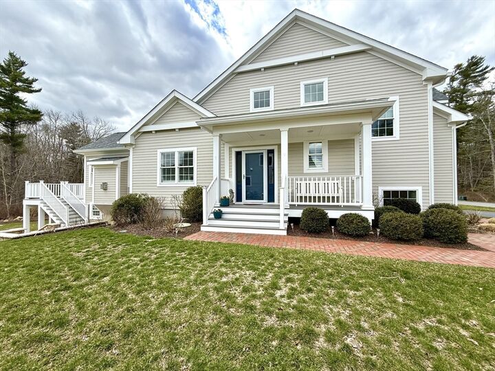 Property Photo:  20 Split Rock Ln 20  MA 02739 