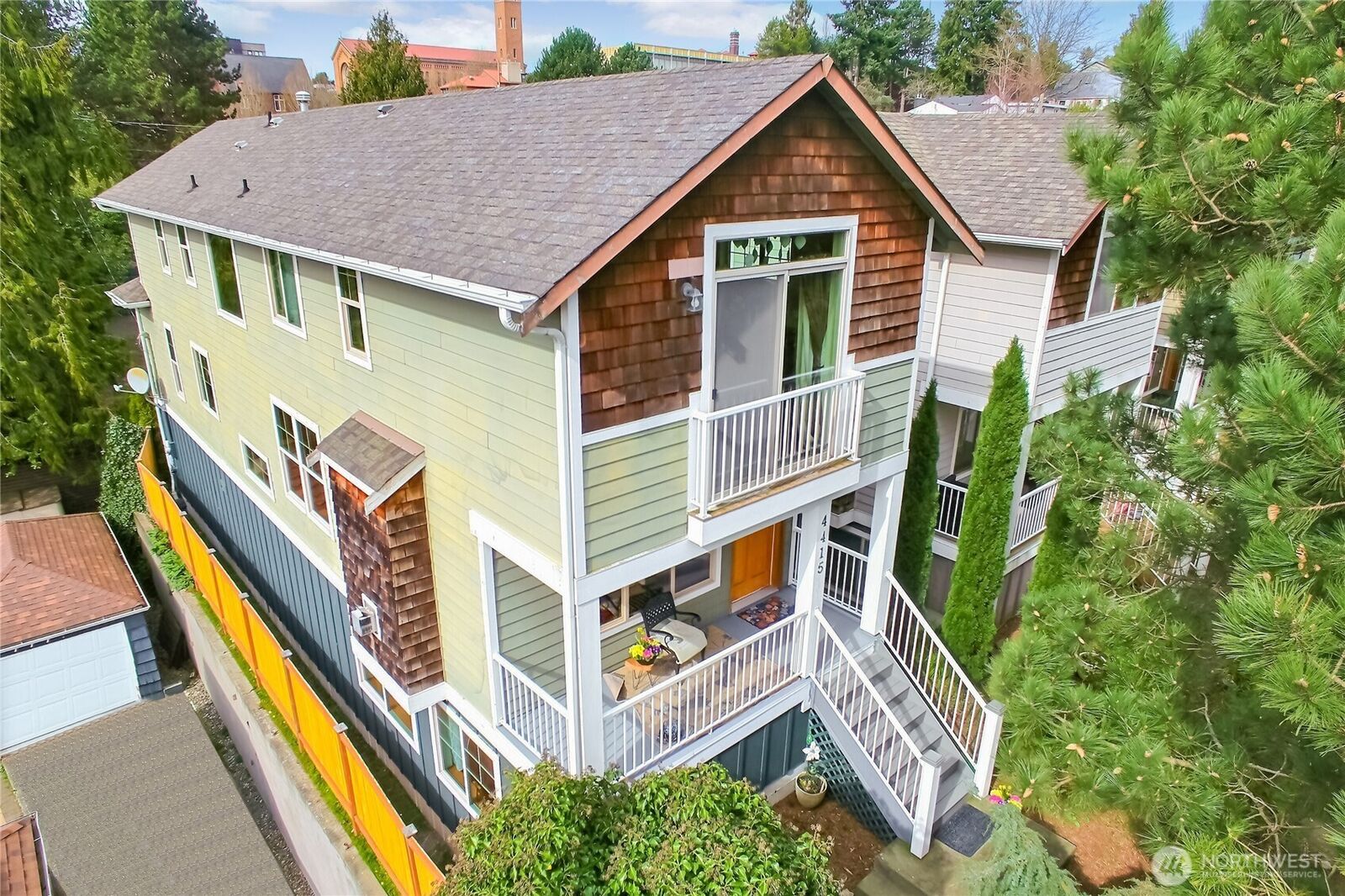 Property Photo: 4415 40th Avenue SW WA 98116