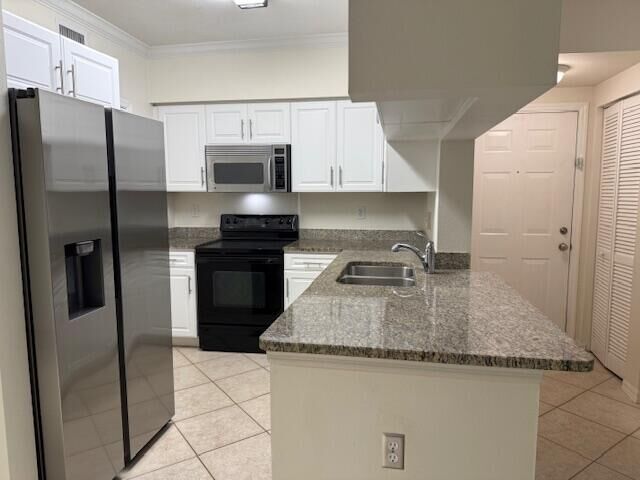 Property Photo: 6410 Emerald Dunes Drive 205 FL 33411