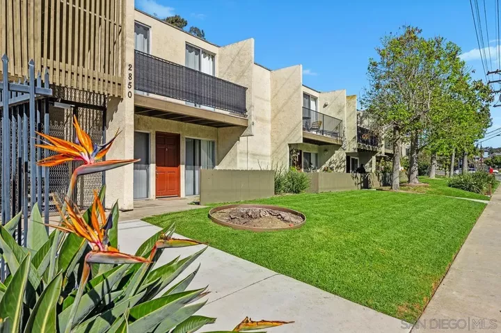 Property Photo:  2850 Reynard Way 11  CA 92103 