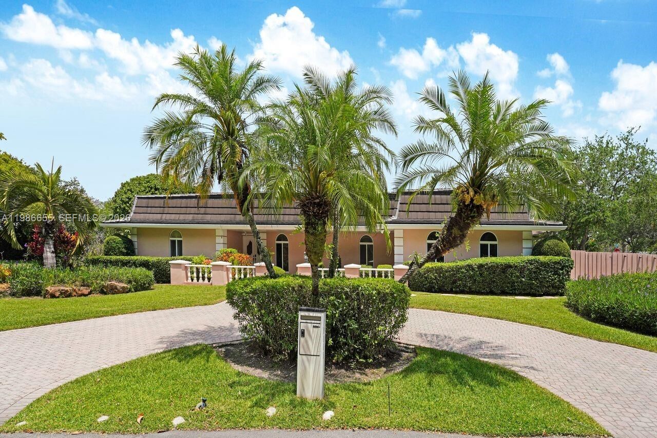 Property Photo:  10805 SW 128th Ter  FL 33176 