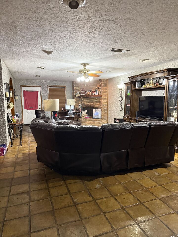 Property Photo:  9760 Broun St  TX 77707 