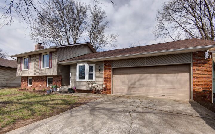 Property Photo:  1711 W Whiteside Street  MO 65807 