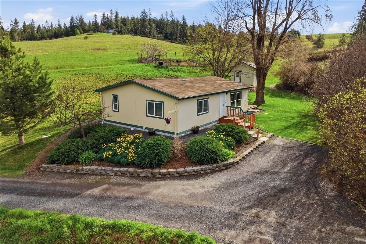 Property Photo: 10017 S Stevens Creek Rd WA 99223