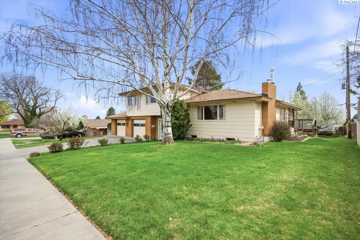 Property Photo:  905 S Sharron St.  WA 99336 