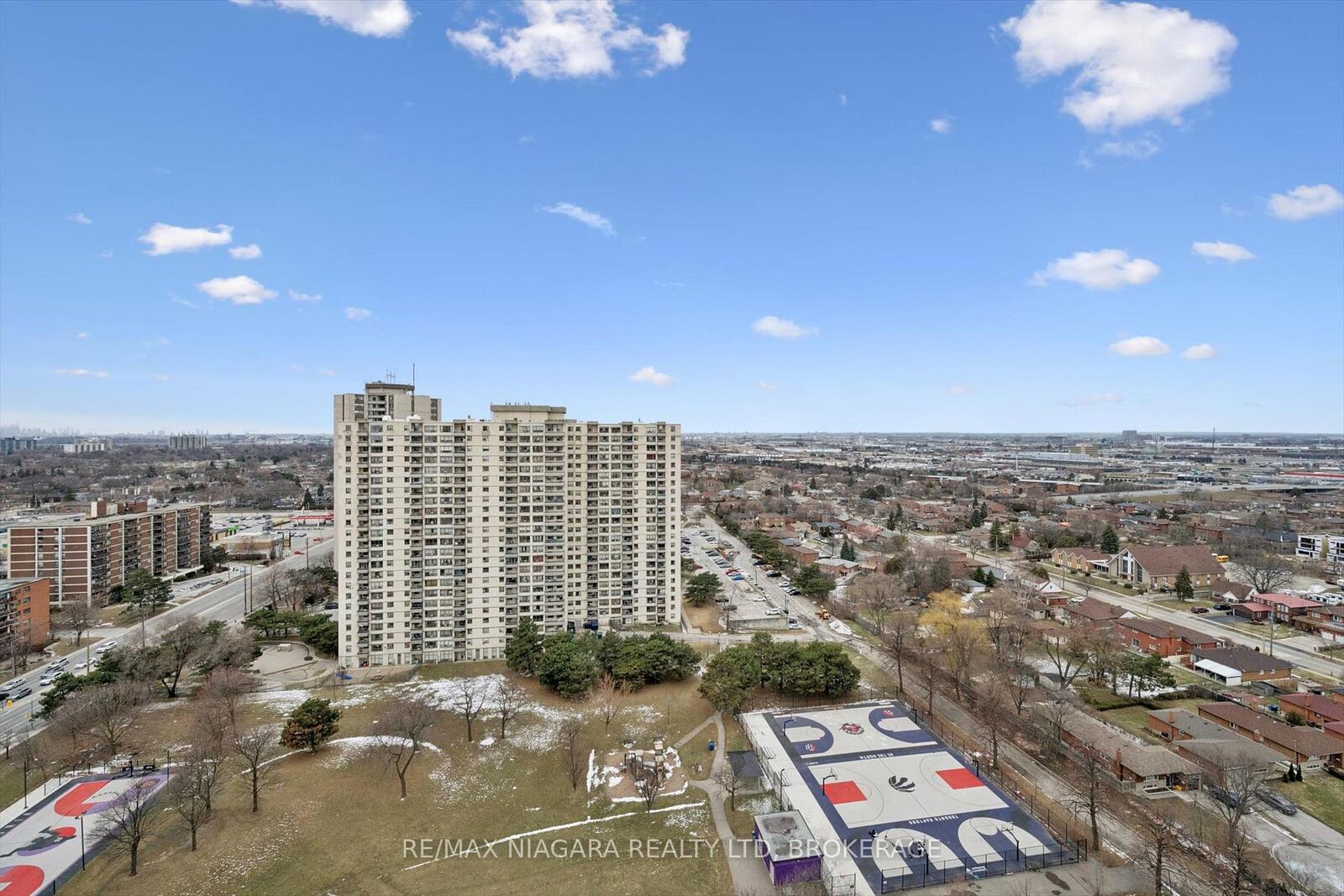 Property Photo: 340 Dixon Road 2306 ON M9R 1T1