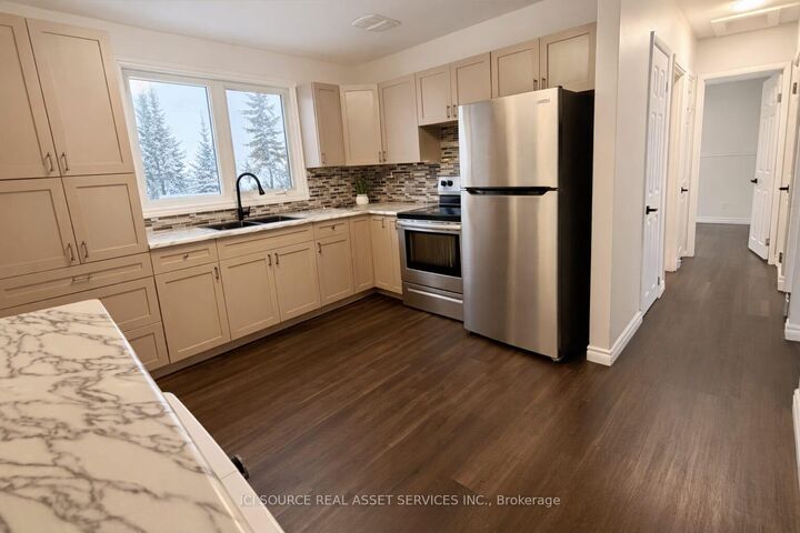 Property Photo: 6 Macdonald Avenue ON P0T 2W0