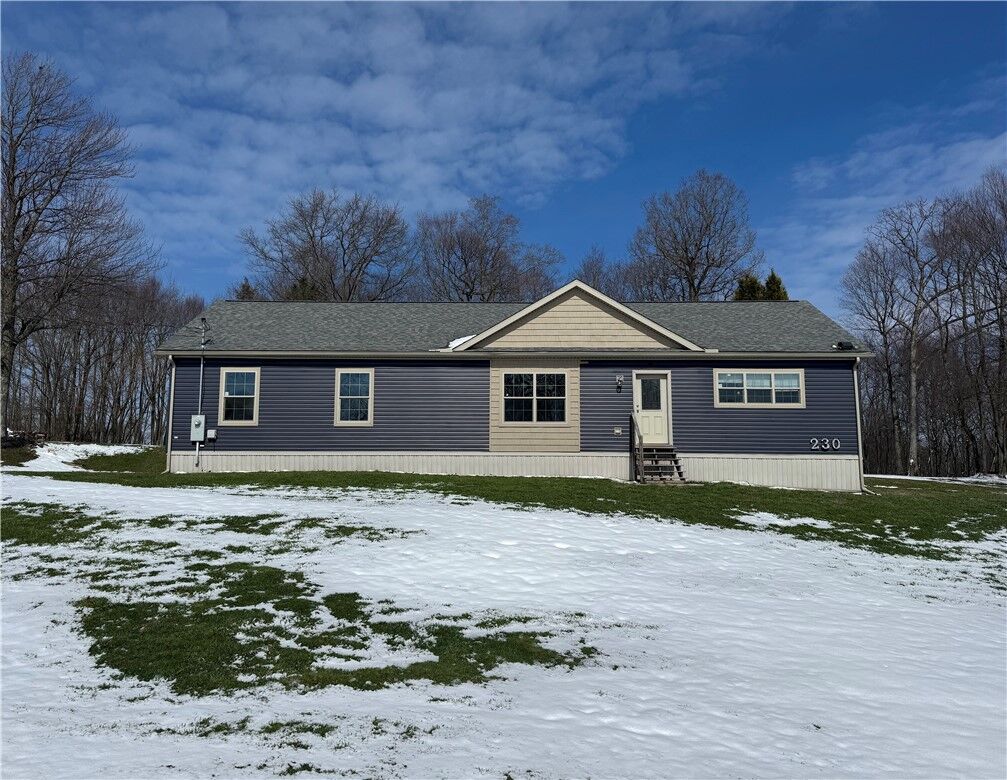Property Photo:  230 Grandview Rd  PA 15610 