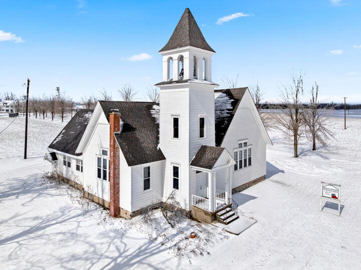 Property Photo:  1200 Meridian Line Road  MI 49751 