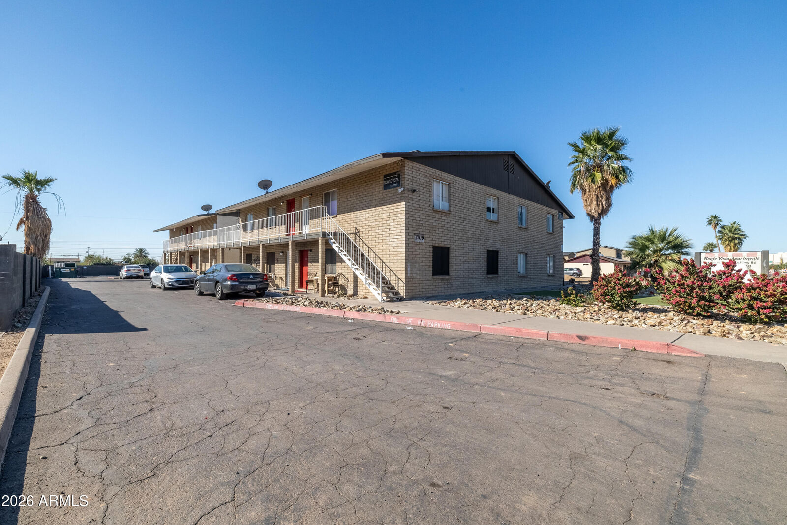 Property Photo:  1709 W Mountain View Road  AZ 85021 