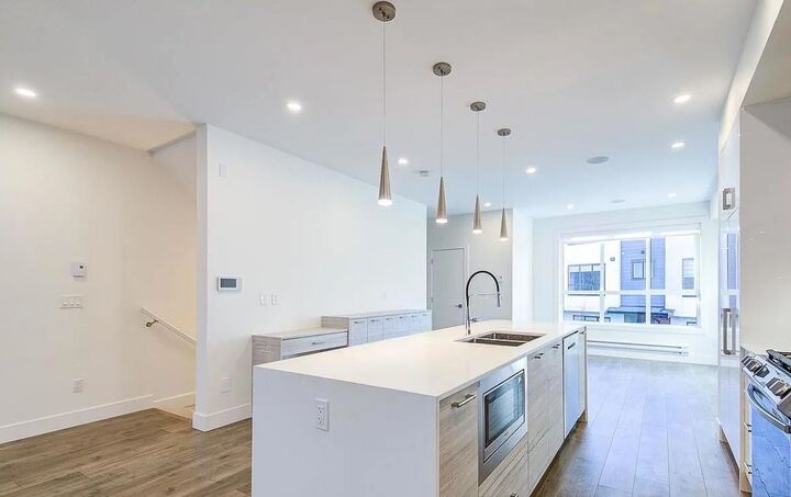 Property Photo: 7177 194A Street 62 BC V4N 6V6