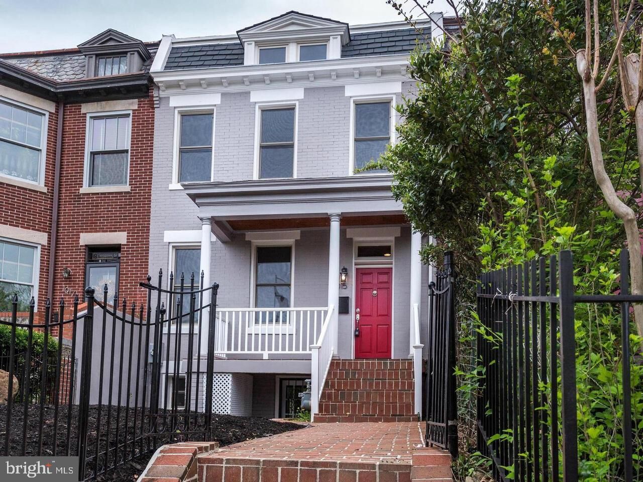 Property Photo:  1015 Maryland Avenue NE  DC 20002 