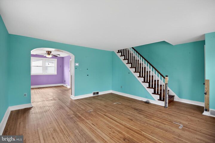 Property Photo: 71 S Harwood Avenue PA 19082