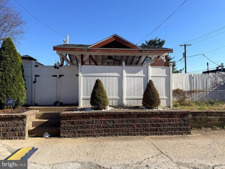 Property Photo:  5705 Tackawanna Street  PA 19135 