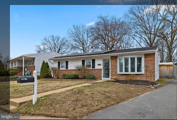 Property Photo: 258 Heartwood Court MD 21061