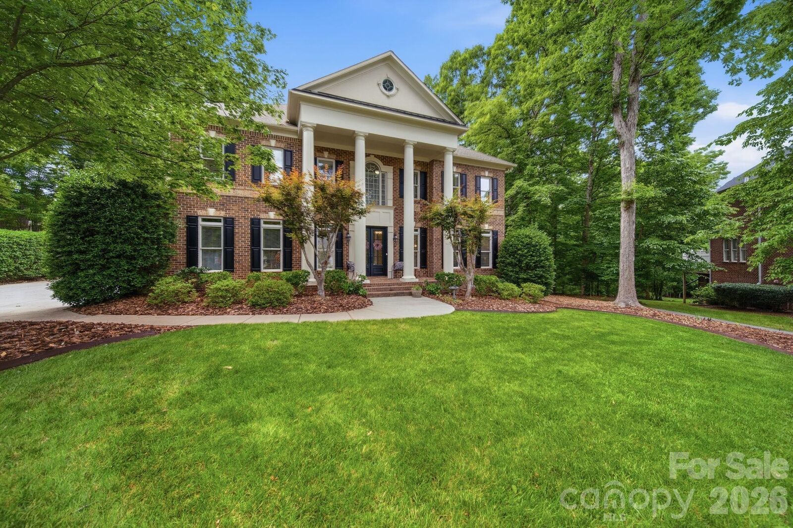 Property Photo:  1802 Summit View Place  NC 28173 