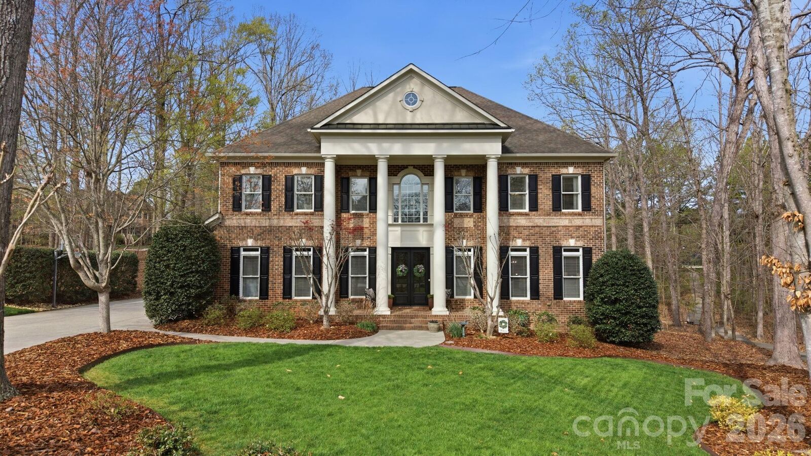 Property Photo:  1802 Summit View Place  NC 28173 
