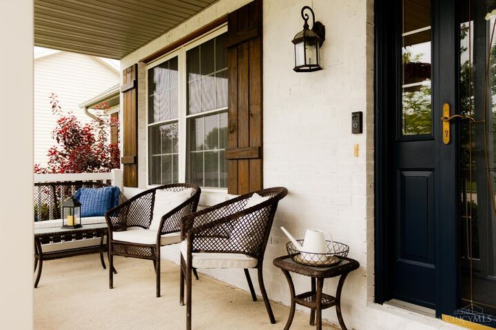 Property Photo:  1452 Meadow Ridge Circle  OH 45177 