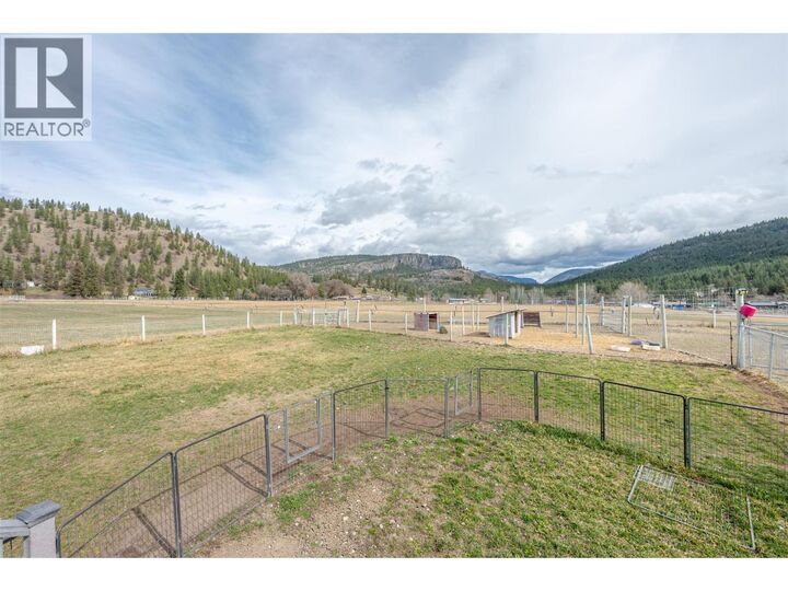 Property Photo: 351 Jones Way Road BC V0H 1T5