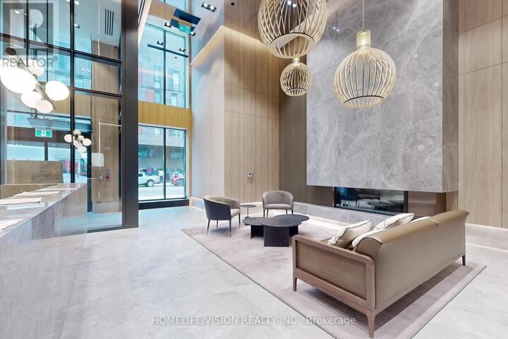 Property Photo: 252 Church Street 518 ON M5B 0E6