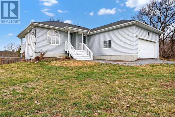 Property Photo: 3081 Barnaby Court ON K0H 1H0