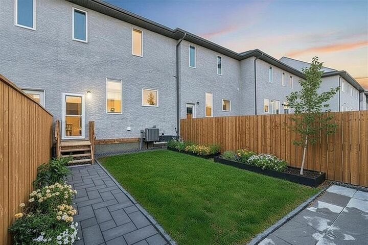 Property Photo: 3532 Ferrier Street MB R2V 5K4