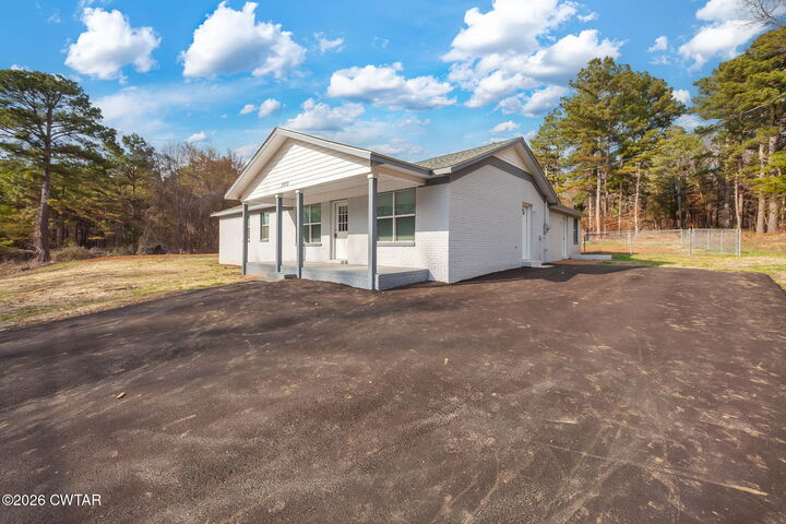 Property Photo:  3950 Newcastle Drive  TN 38008 