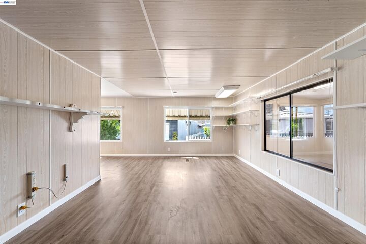 Property Photo:  301 Maui Circle  CA 94587 